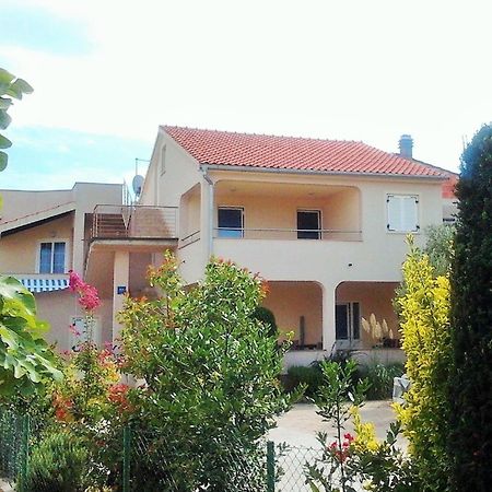 Apartments Jadranica Murter Luaran gambar