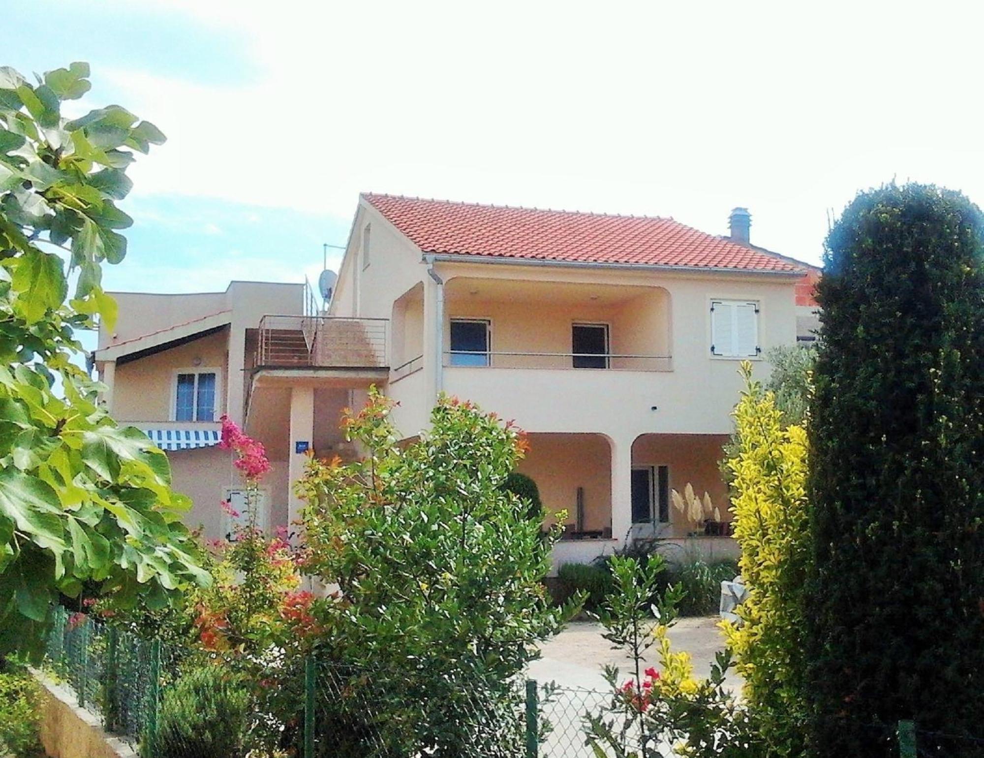 Apartments Jadranica Murter Luaran gambar